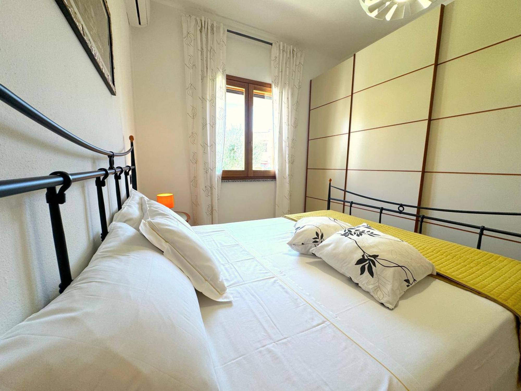 Rosa'S House - Zona Ospedaliera Apartment Cagliari Bagian luar foto